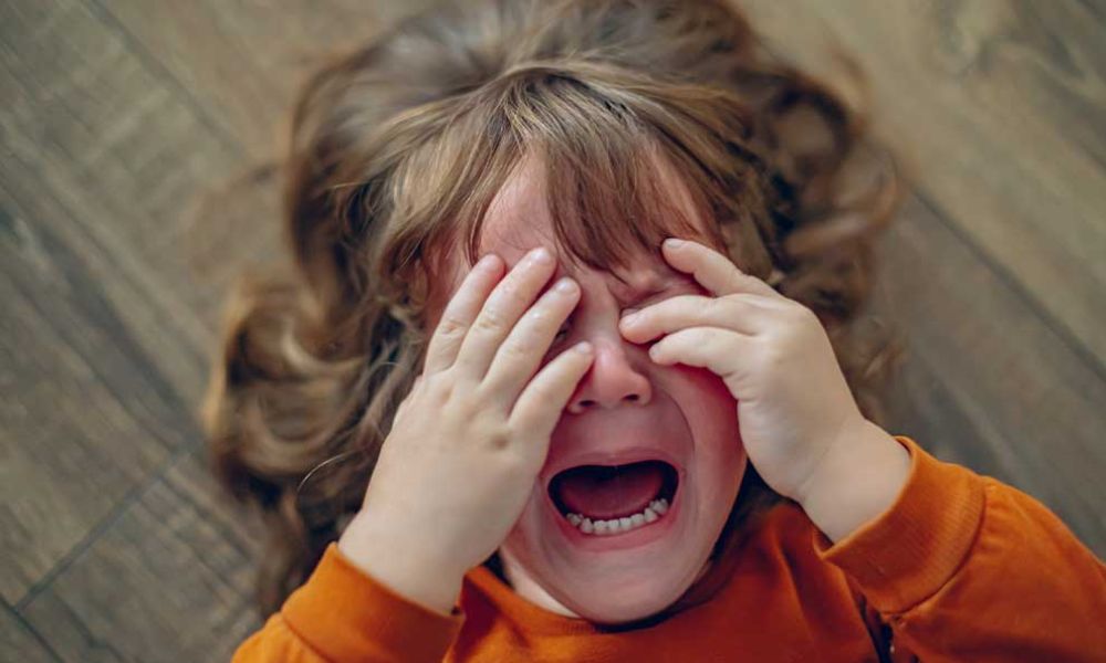 How to Handle Toddler Tantrums